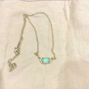 Kendra Scott necklace